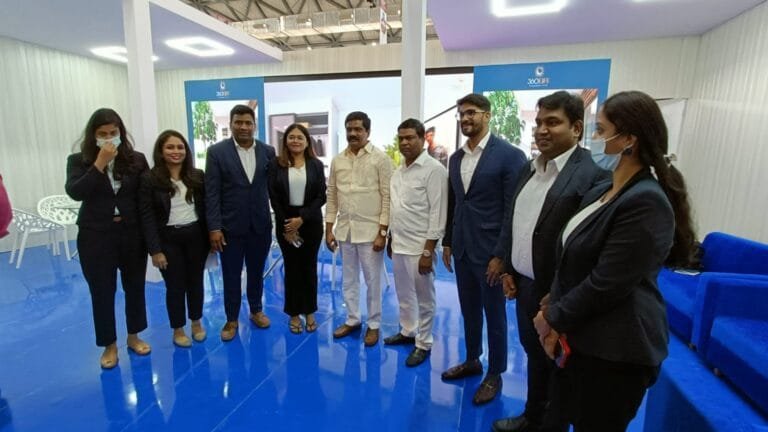 VIPs at property expos